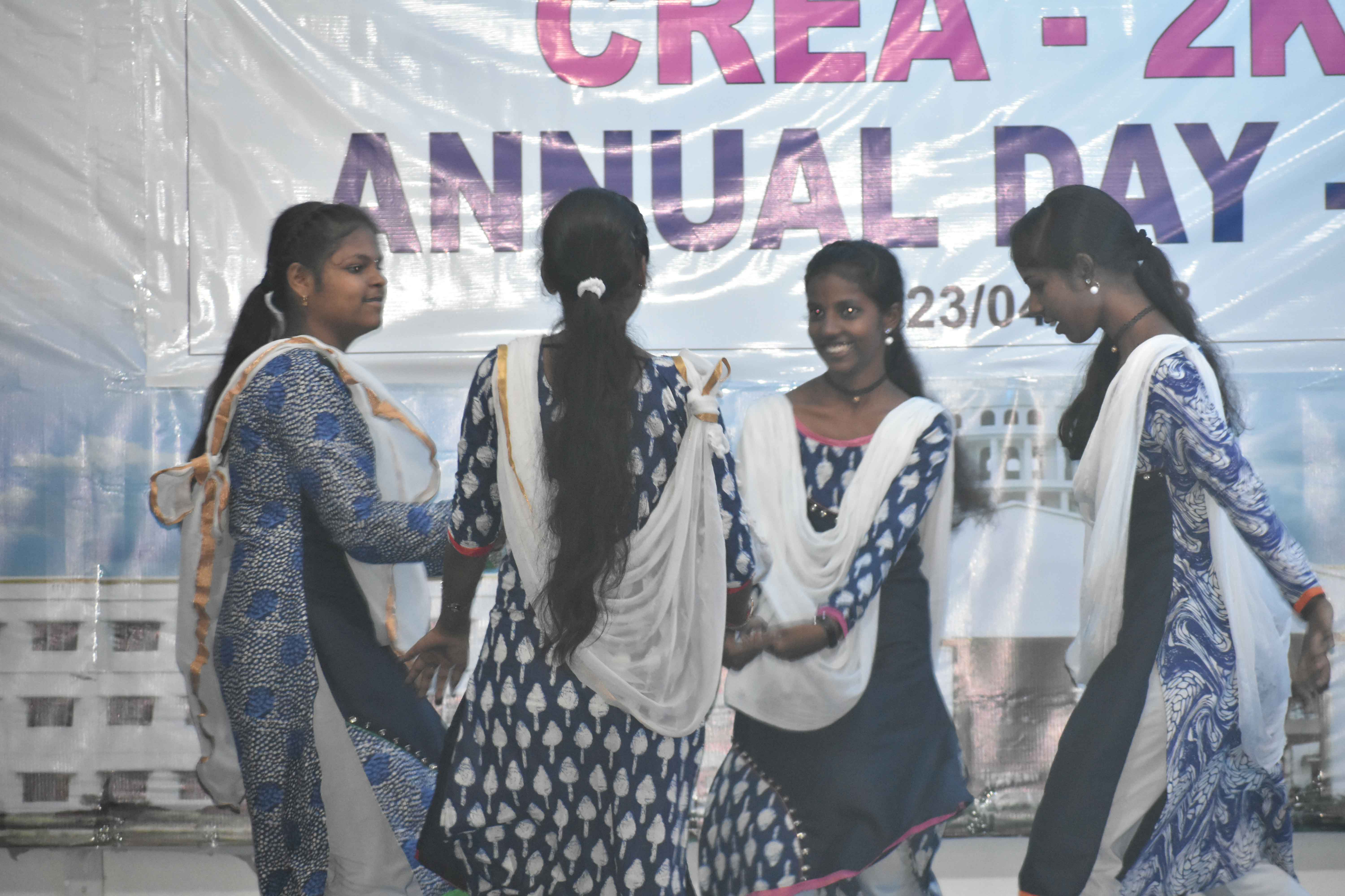 Girls Dance in Annual Day Celebration- CREA 2K18 at AVIT